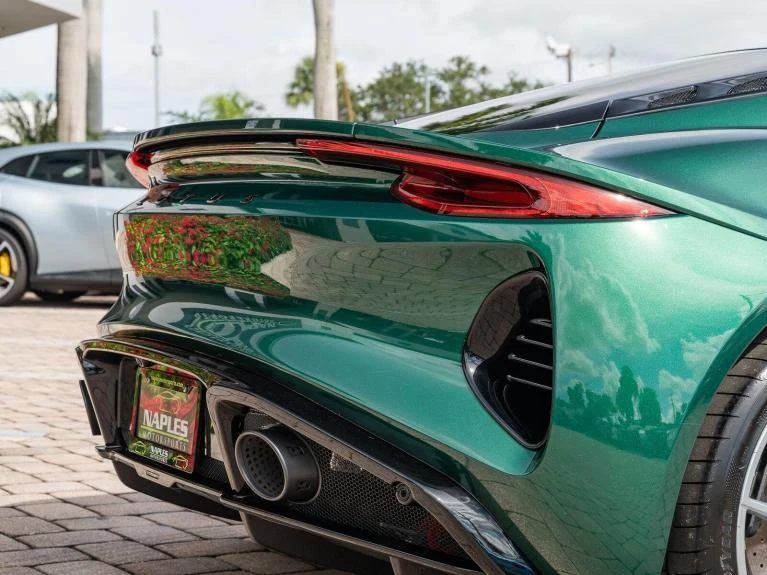 2026 Lotus Emira Turbo SE, 18/20