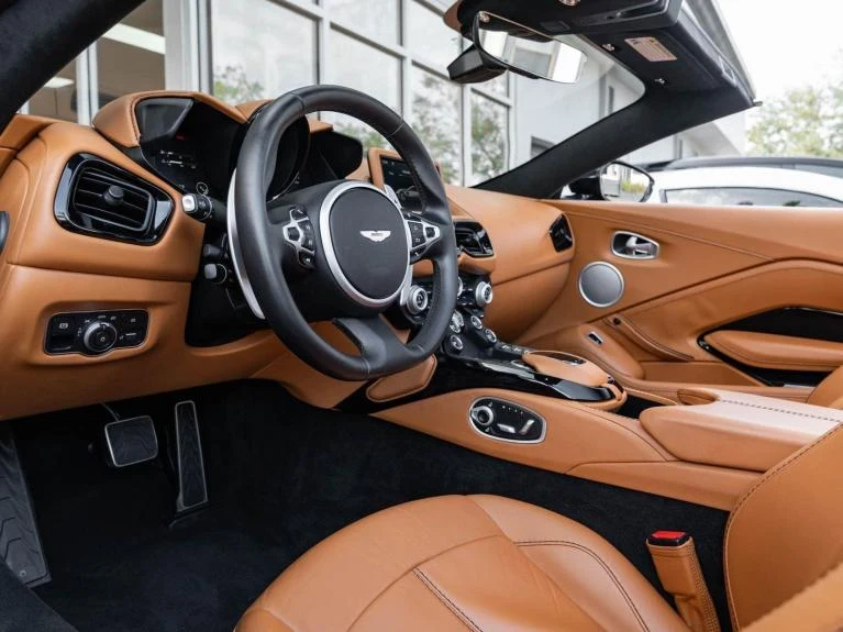 2021 Aston Martin Vantage (2018) Roadster, 6/20