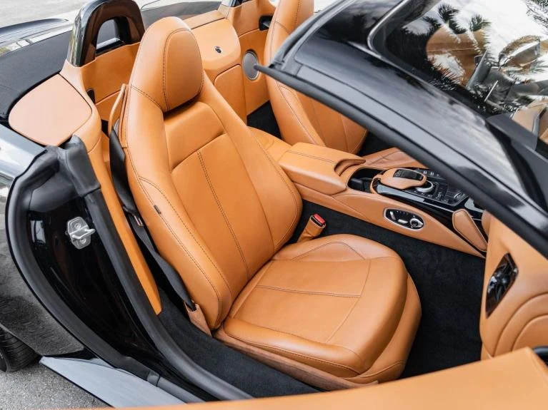 2021 Aston Martin Vantage (2018) Roadster, 10/20