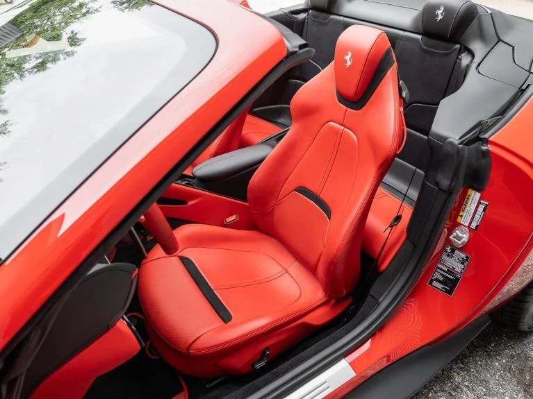 2024 Ferrari Roma Spider, 8/20
