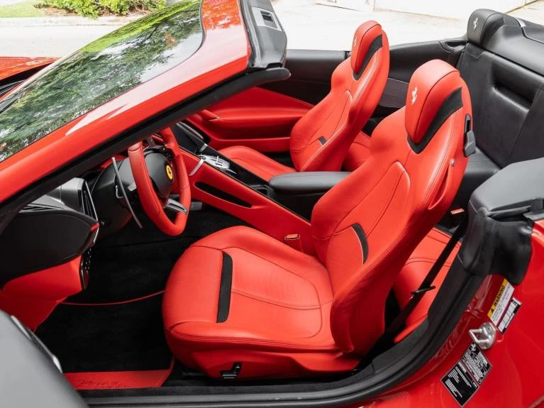 2024 Ferrari Roma Spider, 17/20