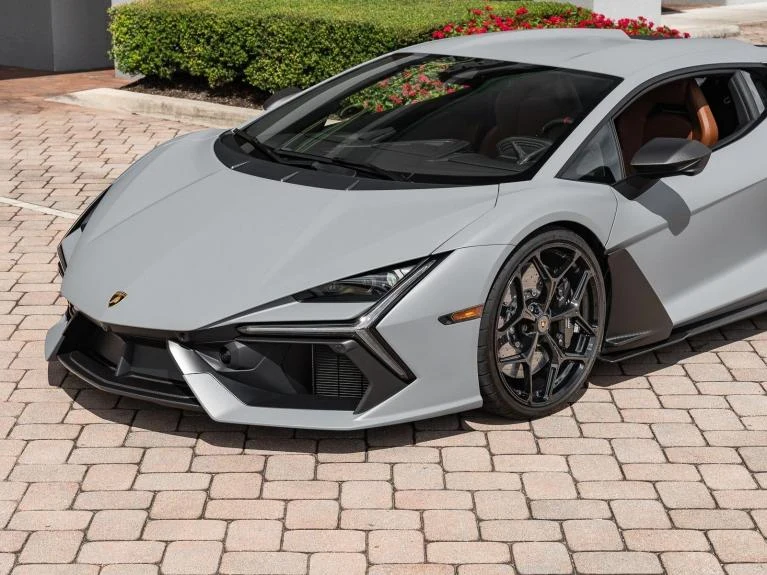 2024 Lamborghini Revuelto, 6/20