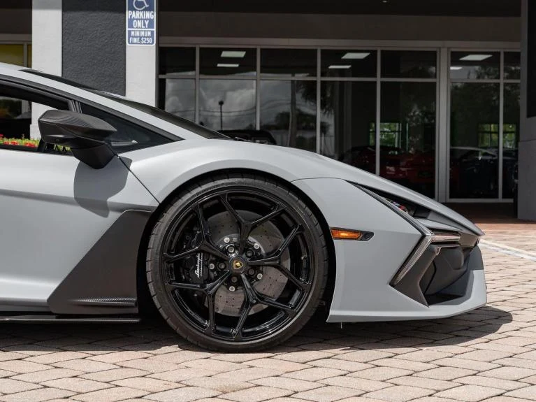 2024 Lamborghini Revuelto, 12/20