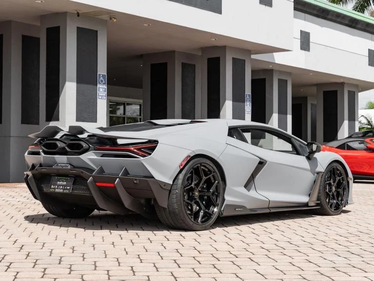2024 Lamborghini Revuelto, 15/20