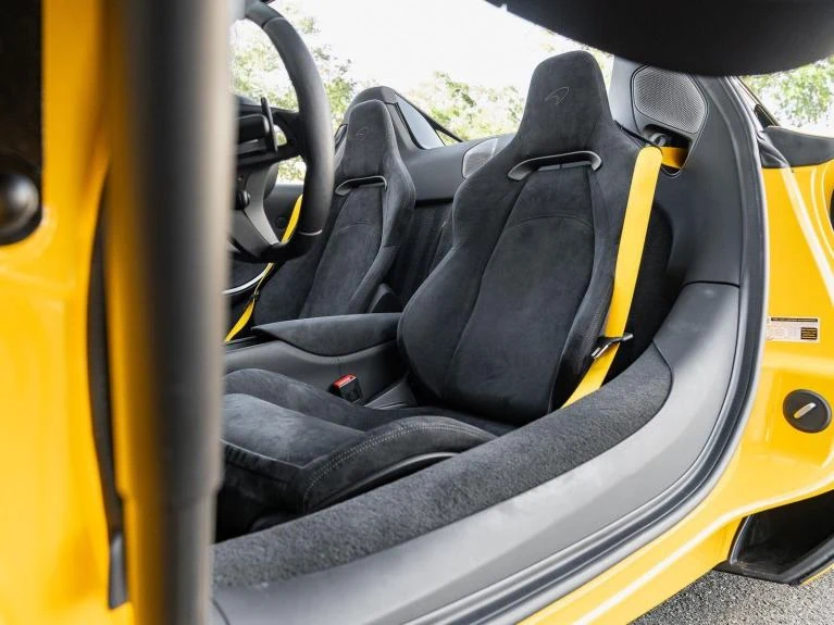 2025 McLaren Artura Spider TechLux, 8/20