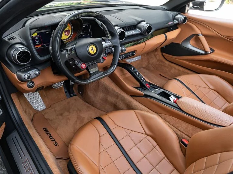 2022 Ferrari 812 GTS, 2/20