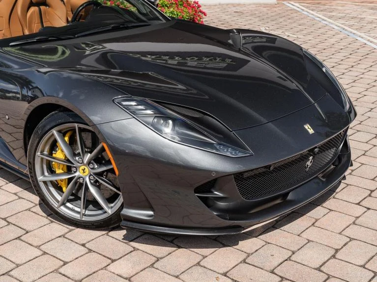 2022 Ferrari 812 GTS, 7/20