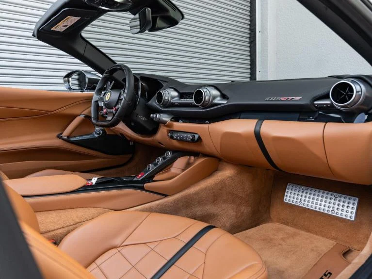 2022 Ferrari 812 GTS, 10/20