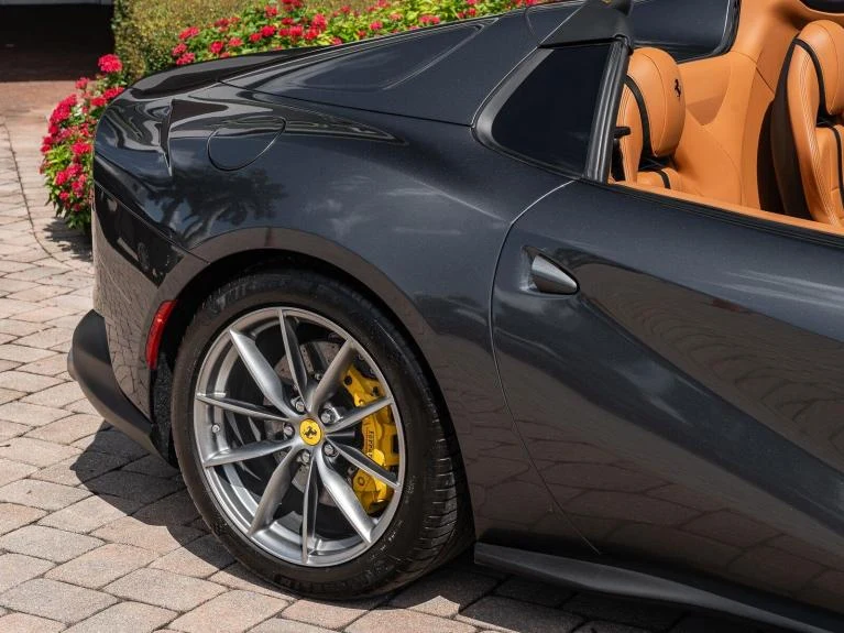 2022 Ferrari 812 GTS, 15/20