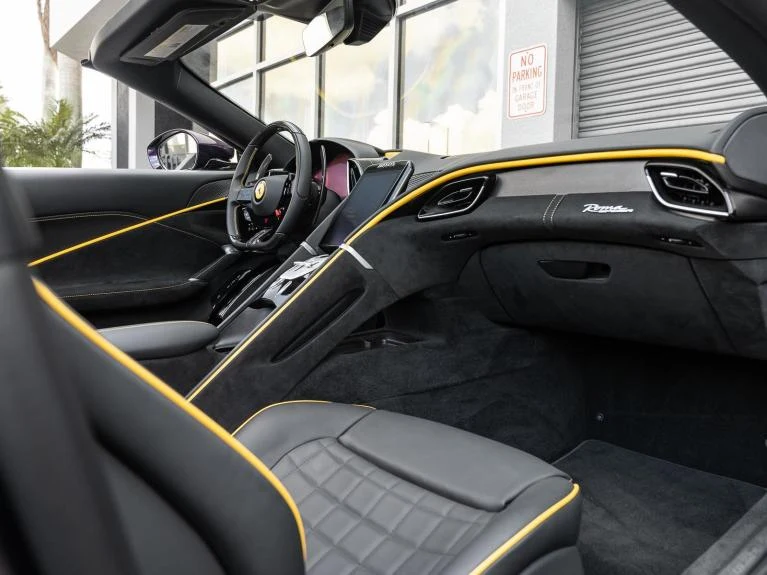 2025 Ferrari Roma Spider, 2/20