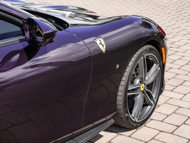 2025 Ferrari Roma Spider, 11/20