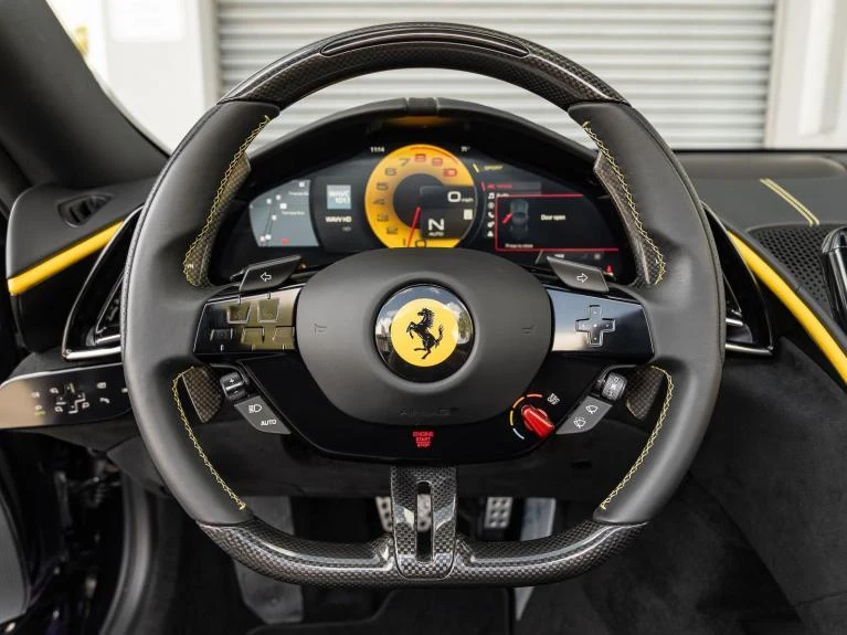 2025 Ferrari Roma Spider, 12/20