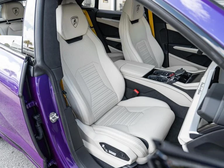 2025 Lamborghini Urus SE, 8/20