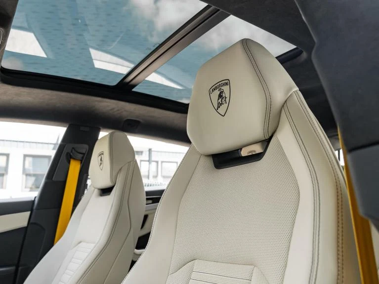 2025 Lamborghini Urus SE, 14/20