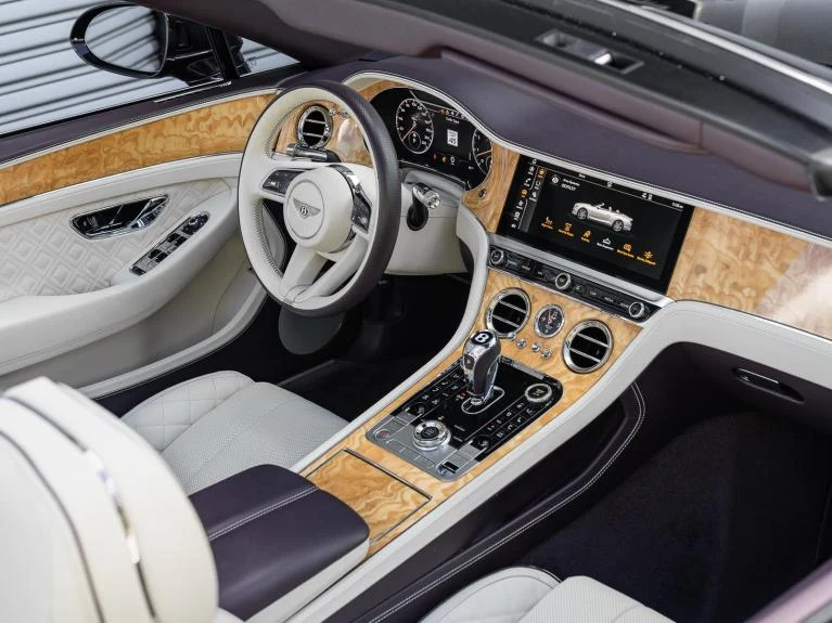 2022 Bentley Continental GTC Mulliner (3rd Generation), 14/20
