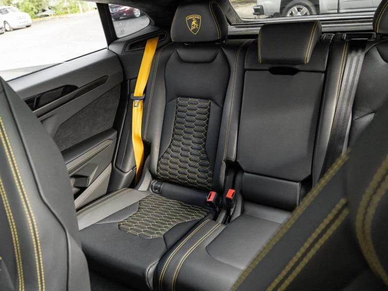 2022 Lamborghini Urus, 8/20