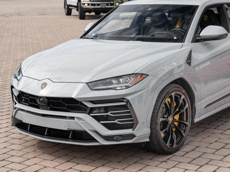 2022 Lamborghini Urus, 19/20