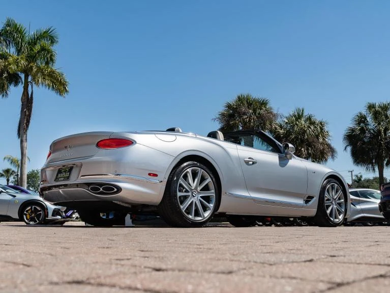 2022 Bentley Continental GTC V8 (3rd Generation), 13/20