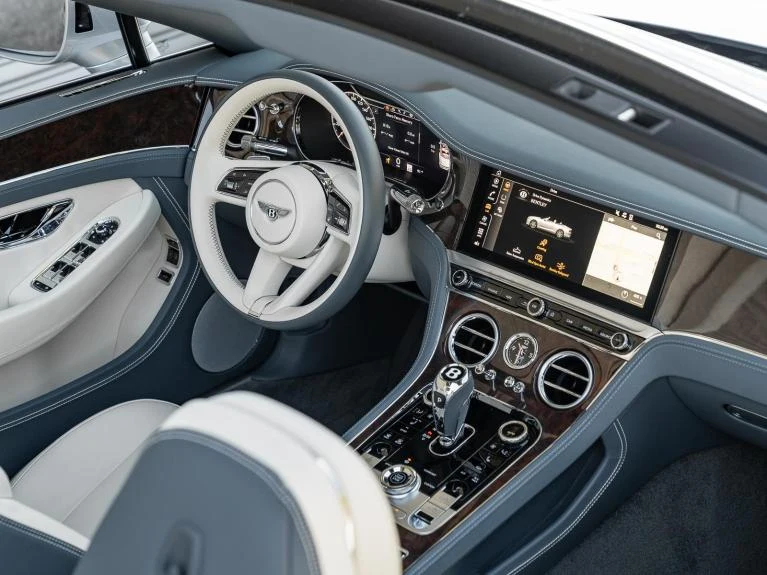 2022 Bentley Continental GTC V8 (3rd Generation), 14/20