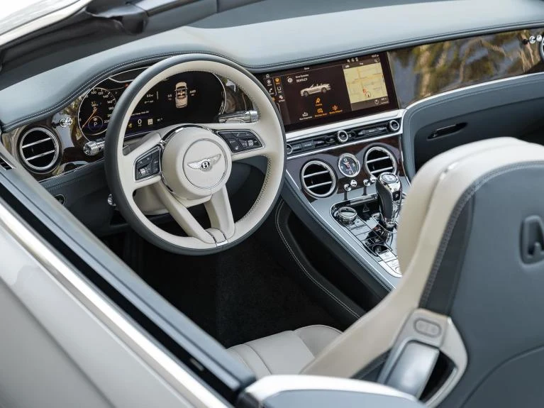 2022 Bentley Continental GTC V8 (3rd Generation), 20/20