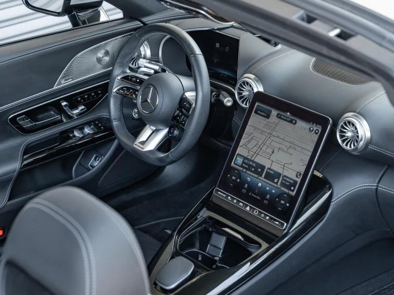 2024 Mercedes-Benz AMG SL 55 4MATIC+, 8/20