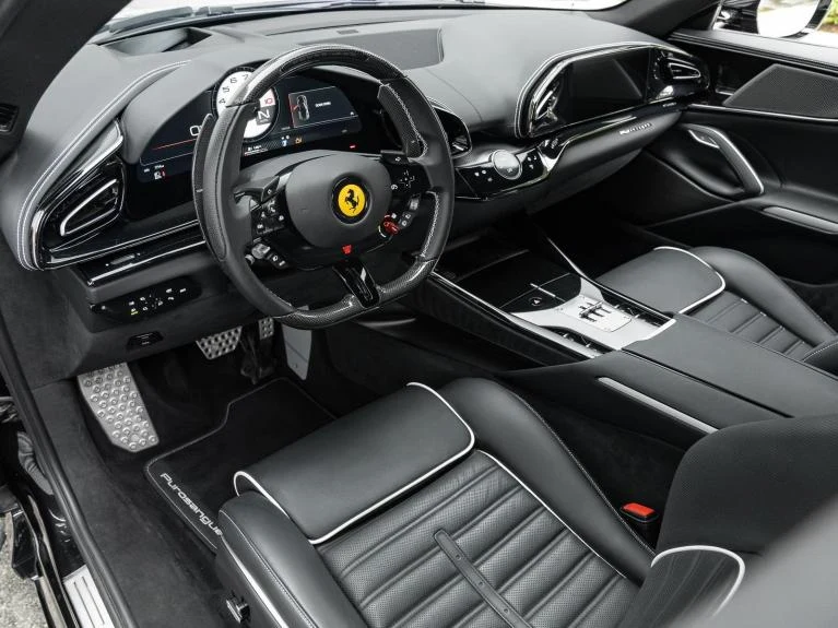 2025 Ferrari Purosangue, 2/20