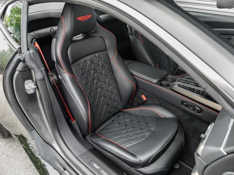 2025 Aston Martin Vanquish III, 4/20