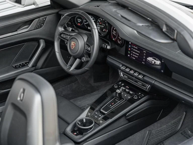 2024 Porsche 911 (992.1) Carrera GTS Cabriolet, 20/20
