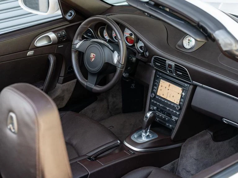 2011 Porsche 911 (997.2) Carrera 4S Cabriolet, 10/20