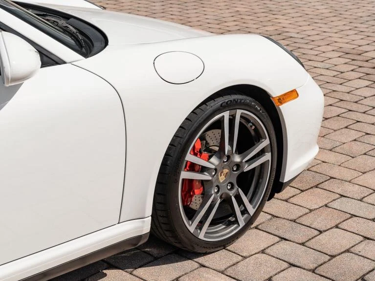 2011 Porsche 911 (997.2) Carrera 4S Cabriolet, 13/20