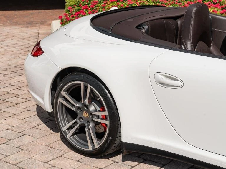 2011 Porsche 911 (997.2) Carrera 4S Cabriolet, 15/20