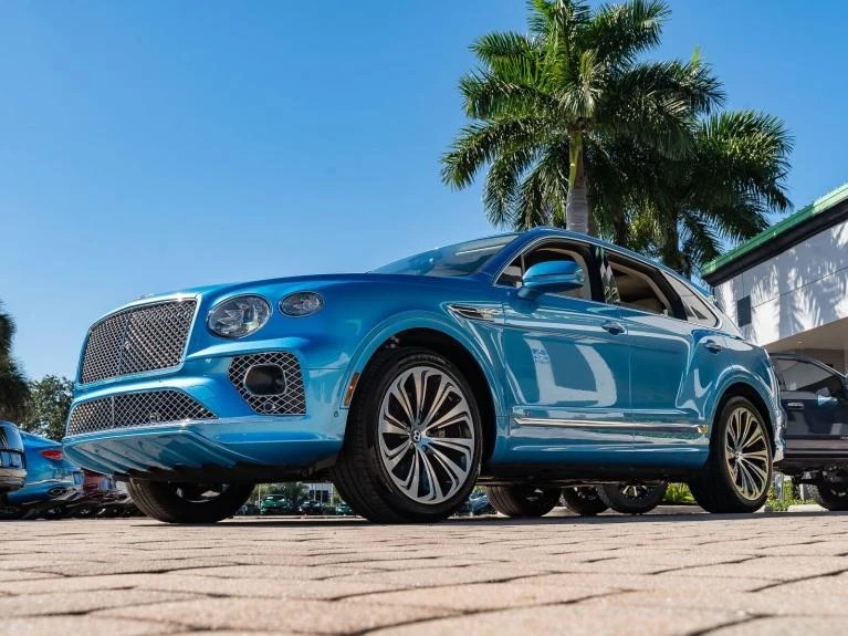 2022 Bentley Bentayga V8, 6/20