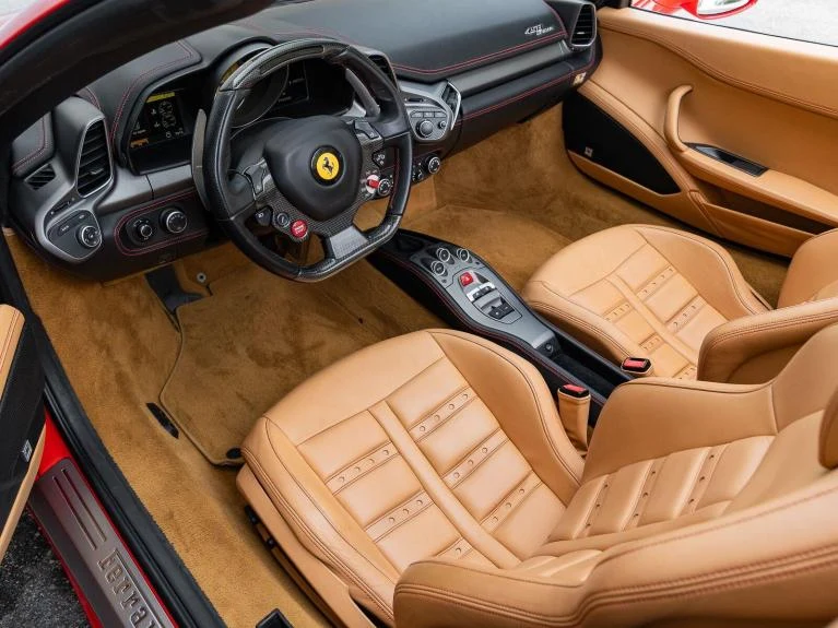 2014 Ferrari 458 Spider, 2/20