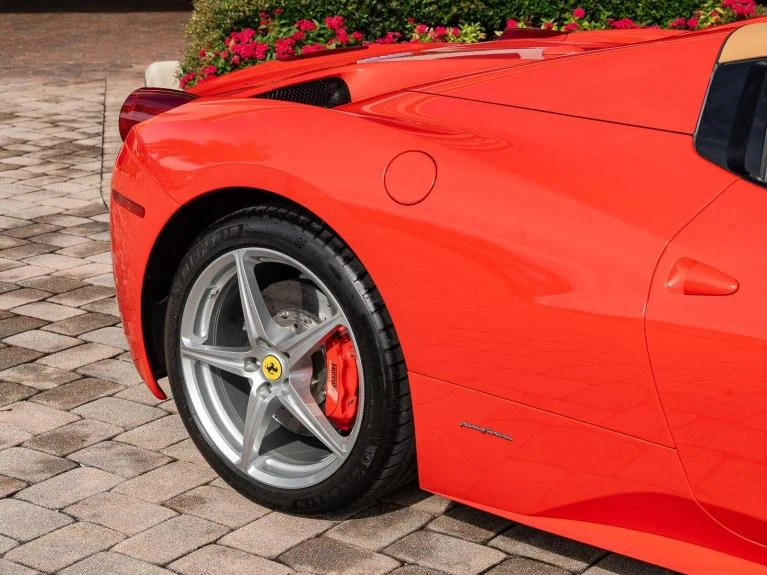 2014 Ferrari 458 Spider, 18/20