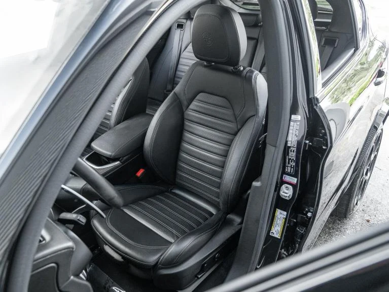 2022 Alfa Romeo Stelvio Quadrifoglio, 4/20