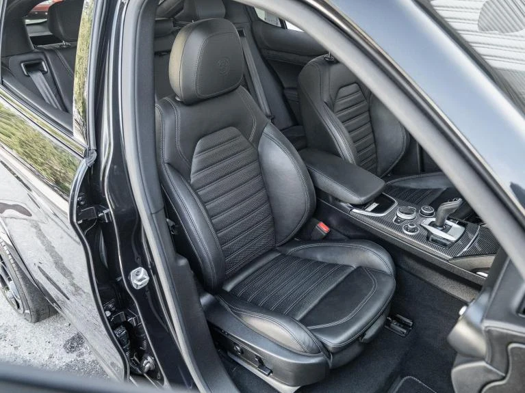 2022 Alfa Romeo Stelvio Quadrifoglio, 10/20