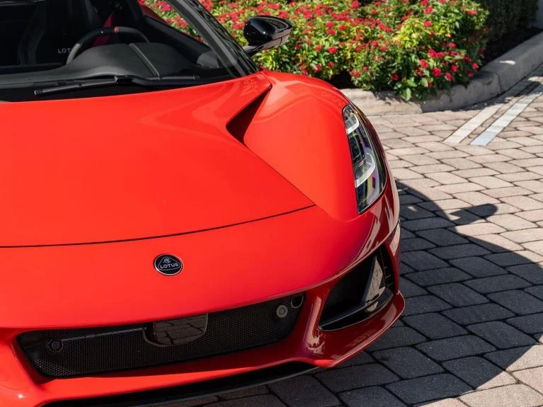 2026 Lotus Emira V6 SE, 10/30