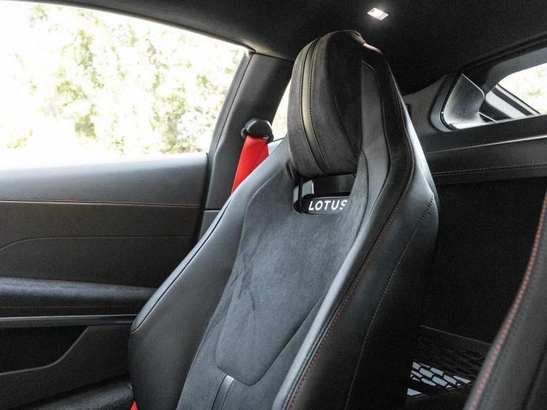 2026 Lotus Emira V6 SE, 11/30