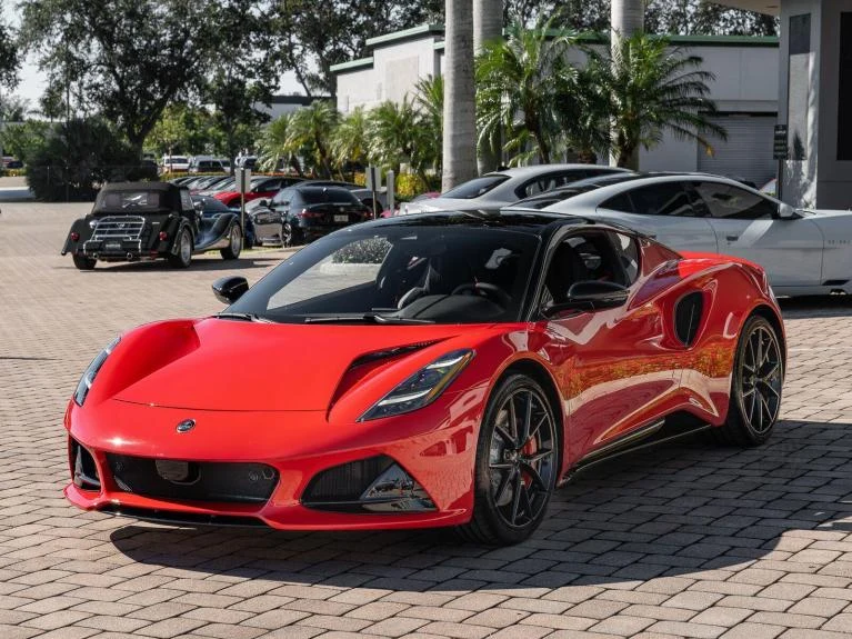 2026 Lotus Emira V6 SE, 24/30