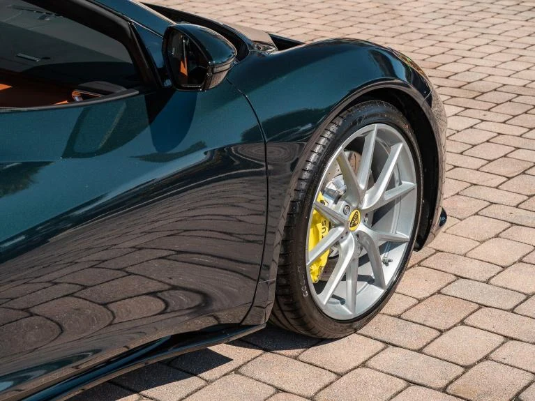 2027 Lotus Emira Turbo SE, 12/30