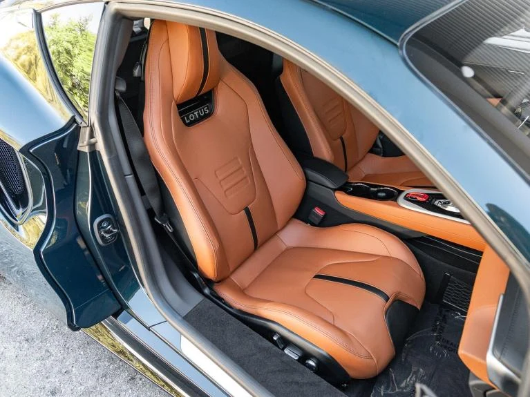 2027 Lotus Emira Turbo SE, 15/30