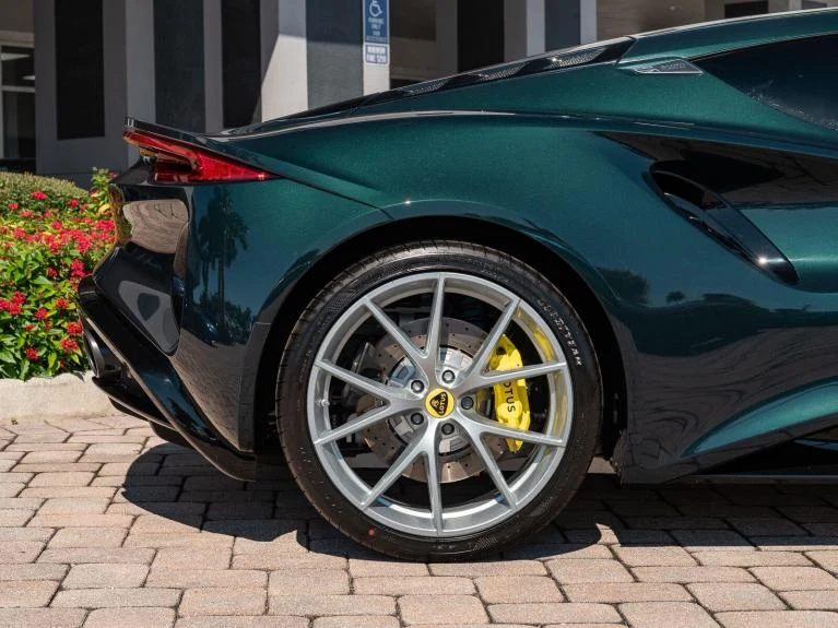 2027 Lotus Emira Turbo SE, 28/30