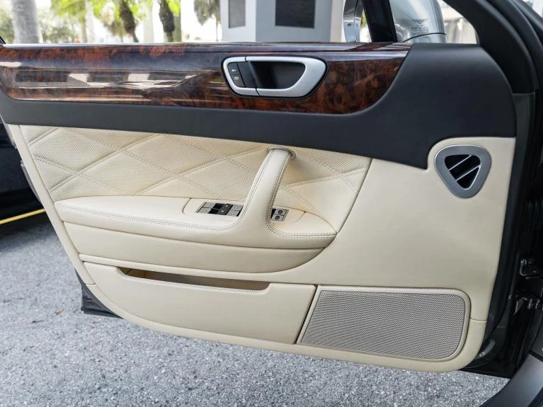 2011 Bentley Continental Flying Spur Speed, 27/30