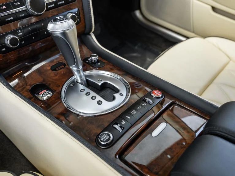 2011 Bentley Continental Flying Spur Speed, 29/30