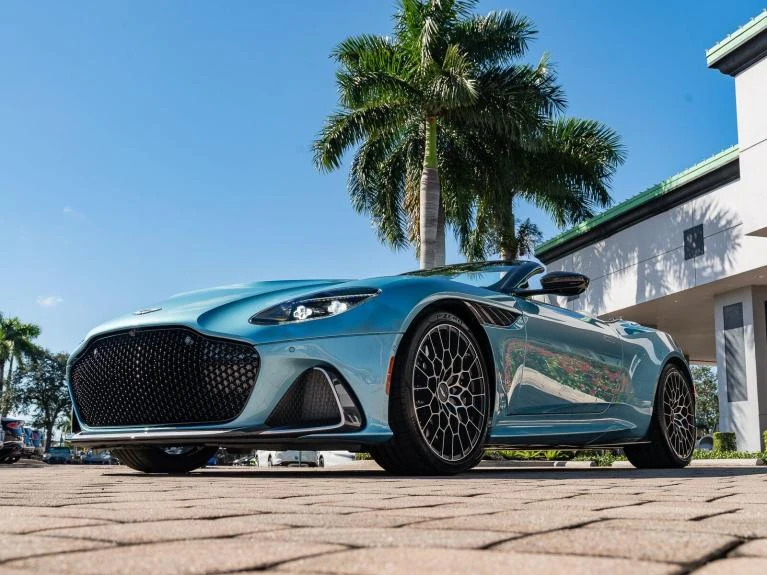 2023 Aston Martin DBS 770 Ultimate Volante, 4/30