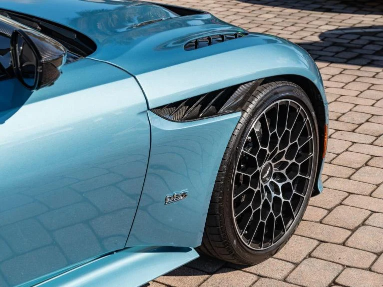 2023 Aston Martin DBS 770 Ultimate Volante, 7/30