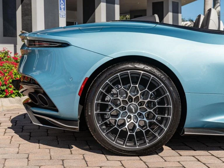 2023 Aston Martin DBS 770 Ultimate Volante, 15/30