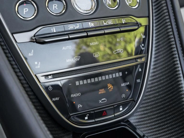 2023 Aston Martin DBS 770 Ultimate Volante, 30/30