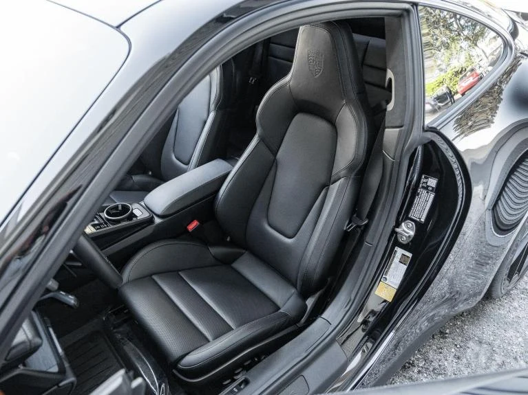 2026 Porsche 911 Carrera 4 GTS, 3/30