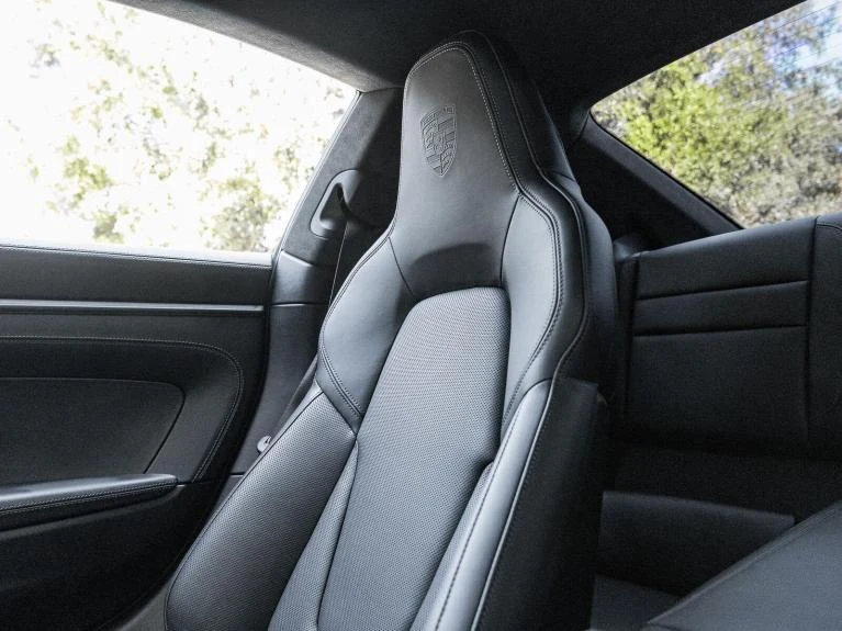 2026 Porsche 911 Carrera 4 GTS, 7/30